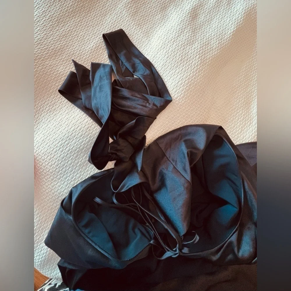 Dessy Collection V Neck Stretch Satin Charmeuse Gown In Midnight Blue